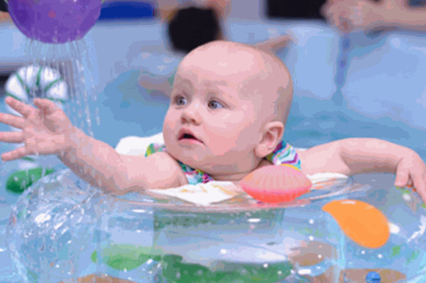 乐宝爱婴婴儿游泳馆